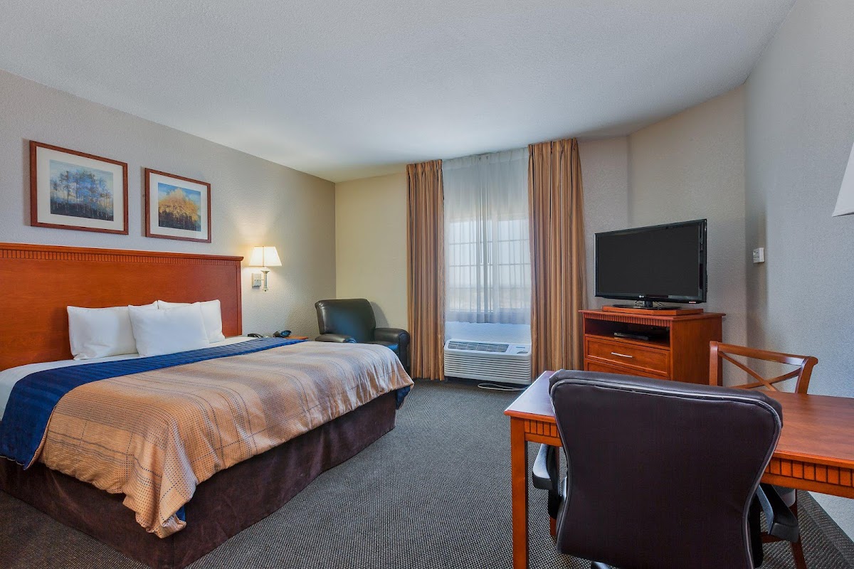 Candlewood Suites Decatur Medical Center by IHG photo 2