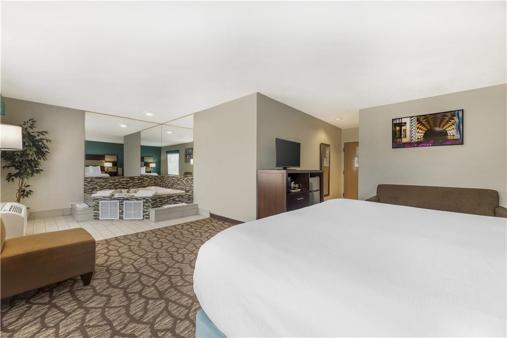 Best Western Joliet Inn & Suites photo 3