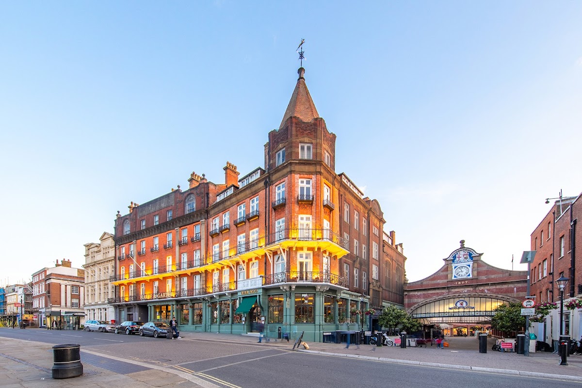 Harte and Garter Hotel