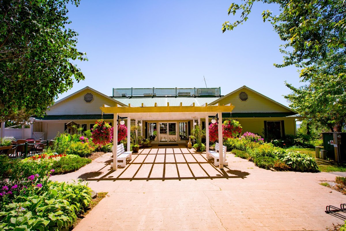 Elmhirst's Resort photo 3