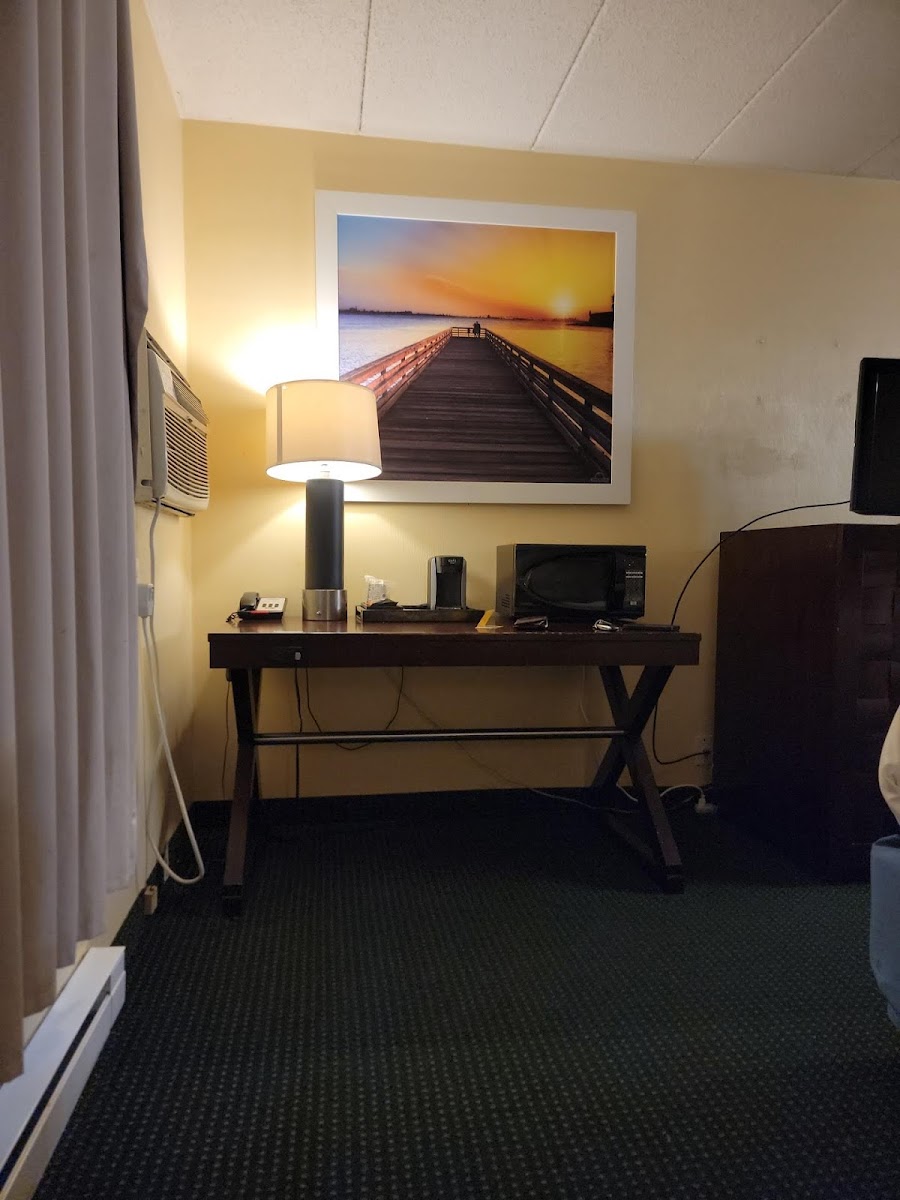 Days Inn by Wyndham St Cloud photo 3