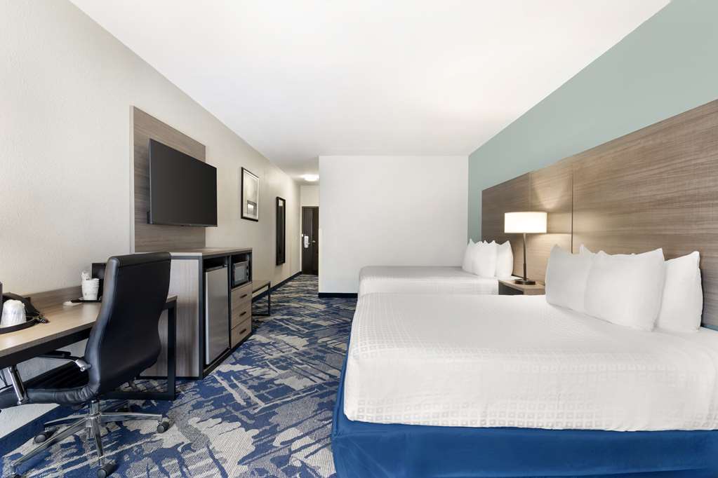 Best Western Savannah Airport Inn & Suites photo 2