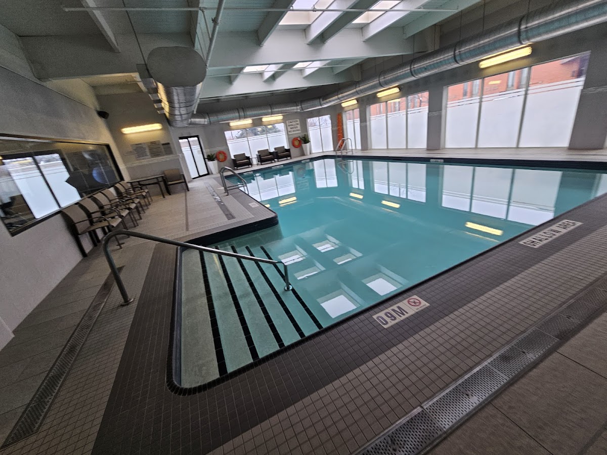 Courtyard by Marriott Toronto Airport photo 2