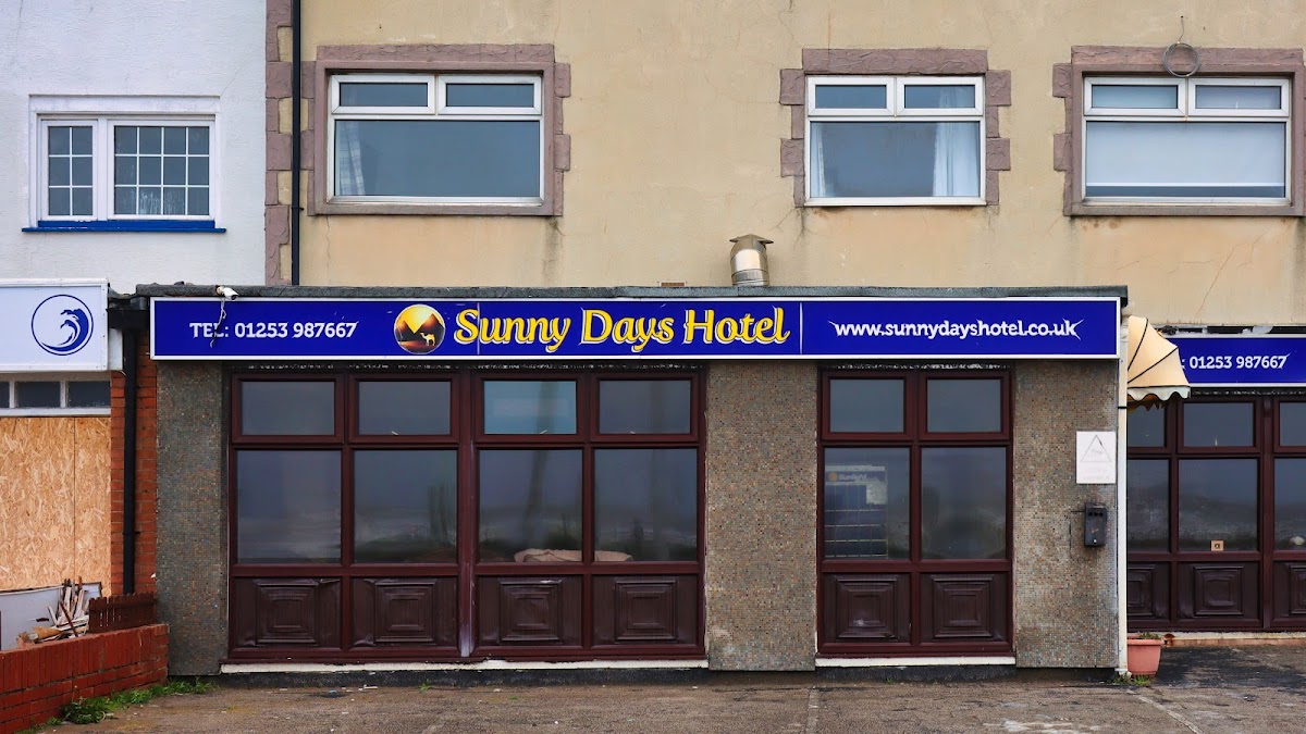 Sunny Days Hotel