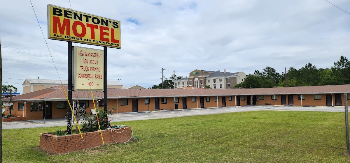 Benton's Motel