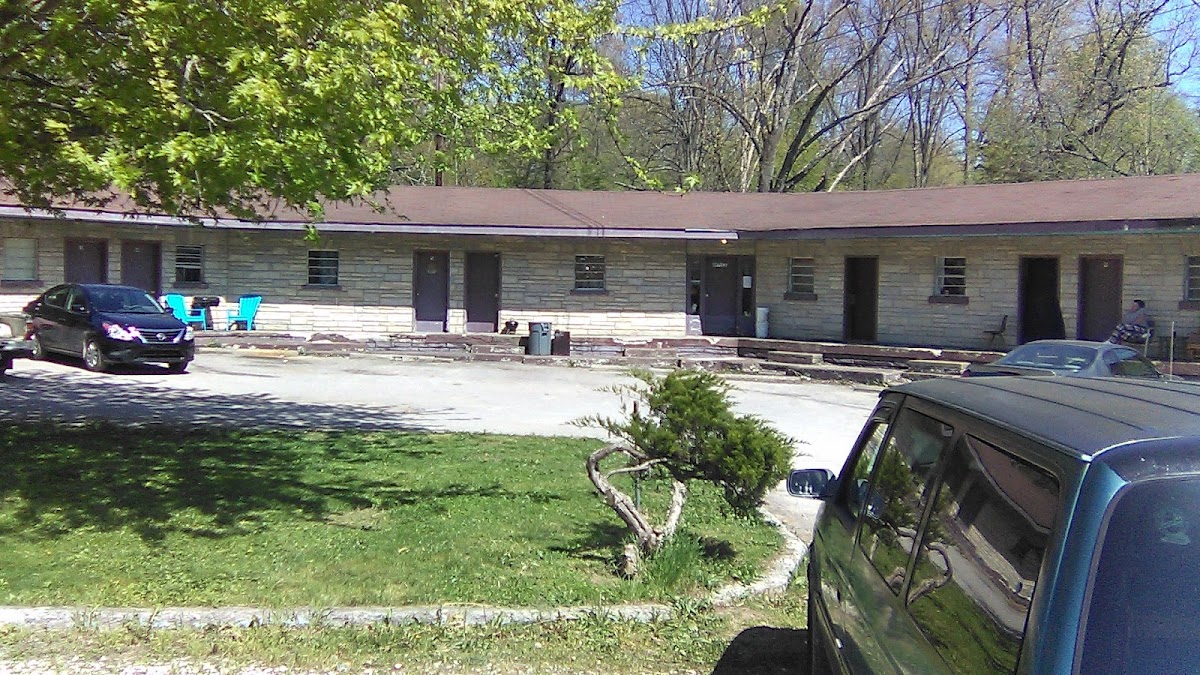 Collinwood Motel