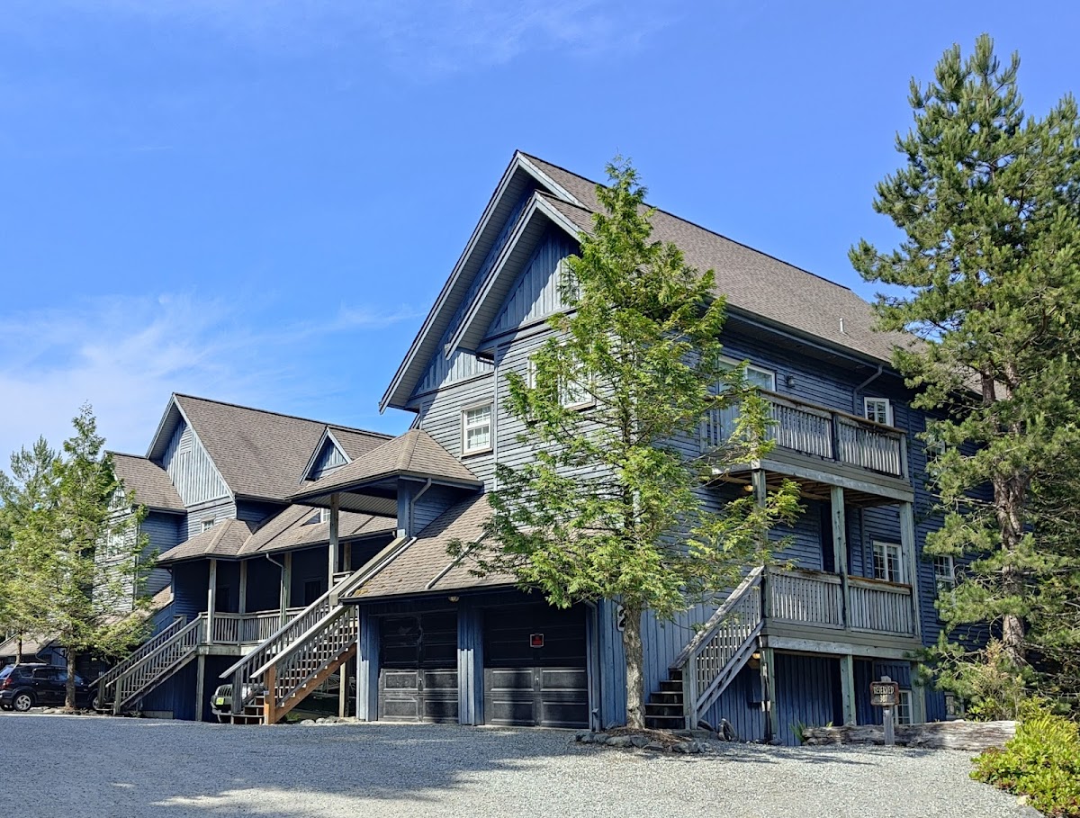Embarc Ucluelet photo 3
