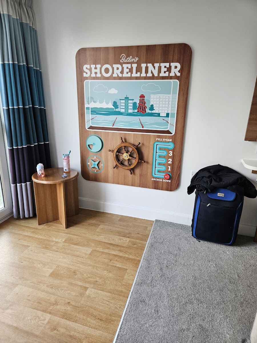 Shoreline Hotel photo 3