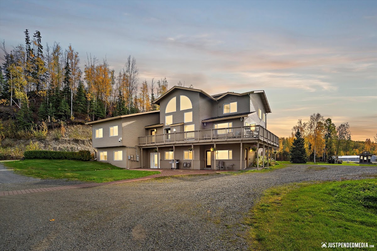 Alaska Sunset View Resort