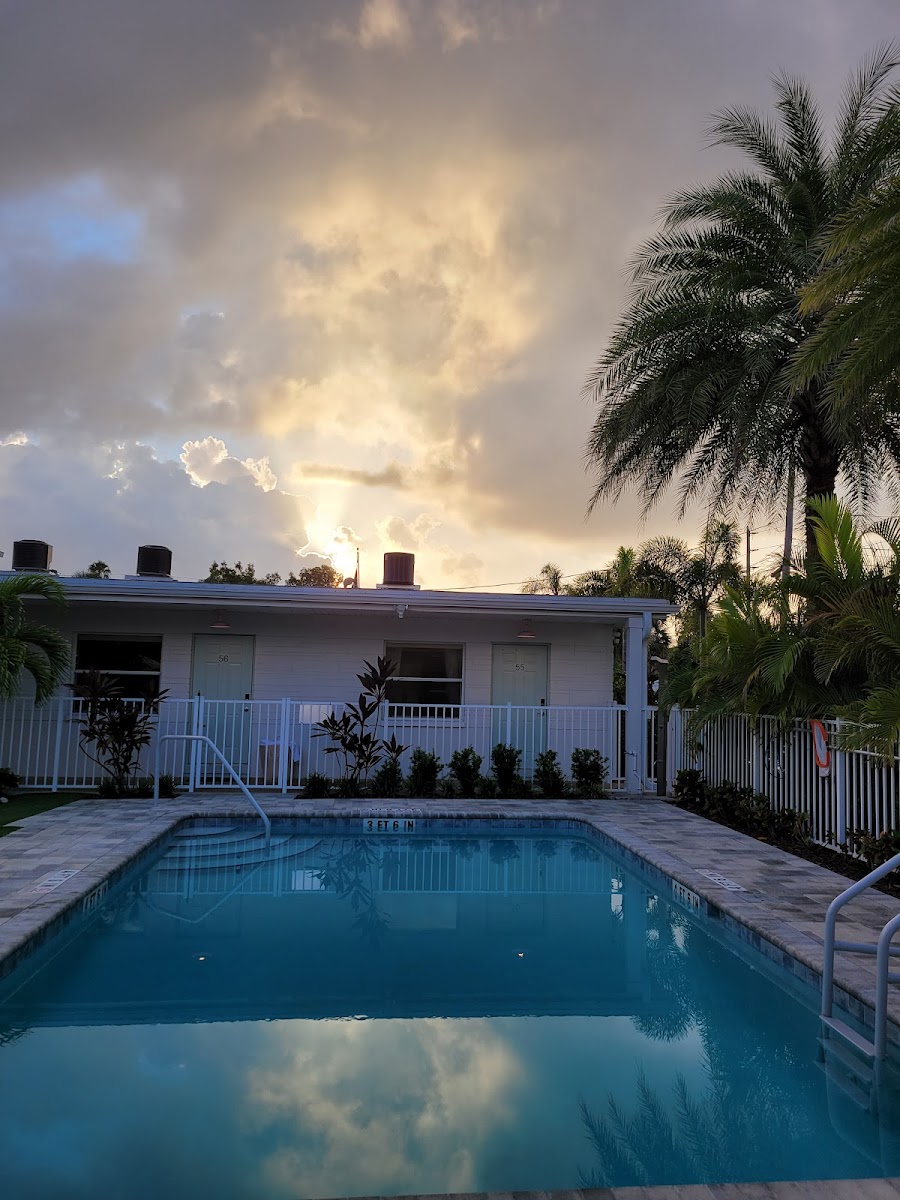 Hotel Cabana Vacation Rentals photo 3