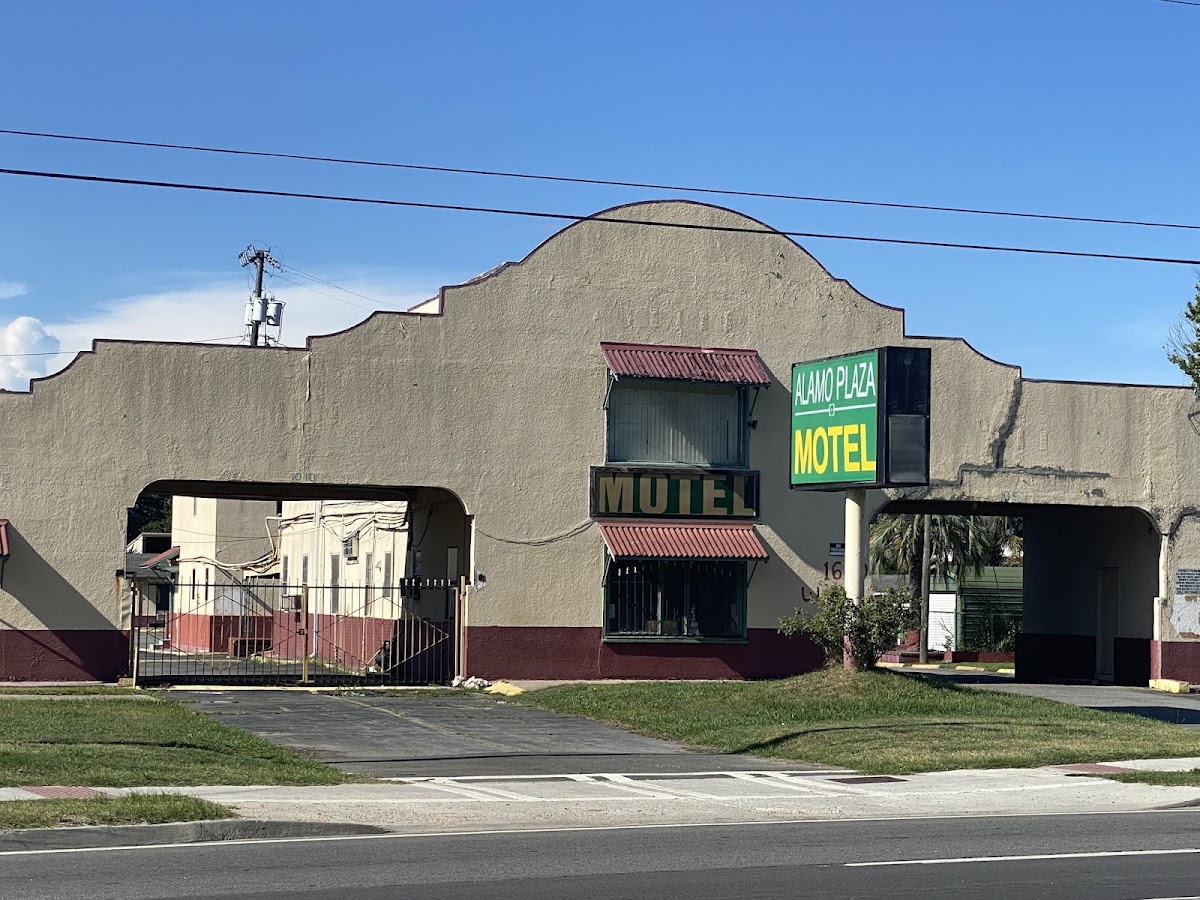 Alamo Plaza Motel