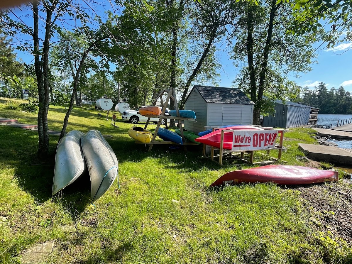 Gruben's Marina & Resort photo 2