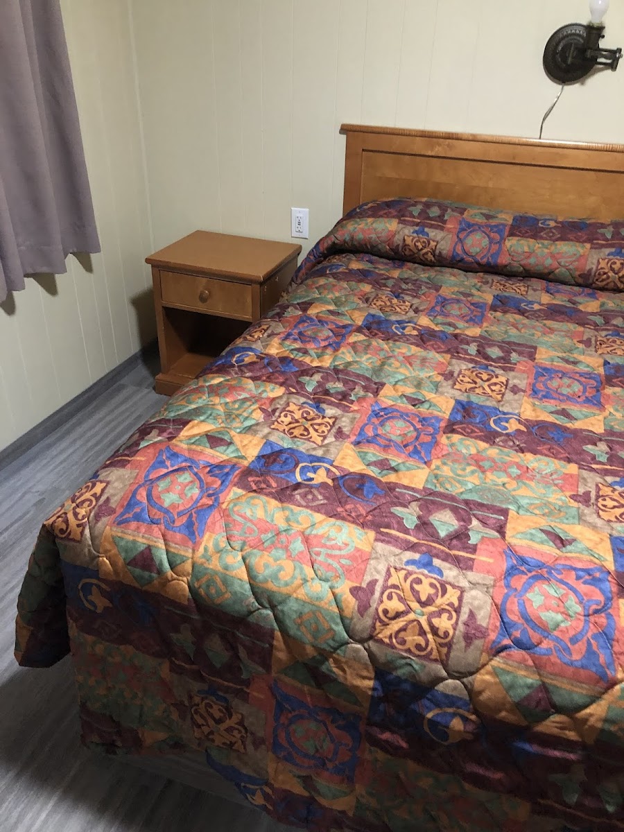Countryview Motel & RV Park