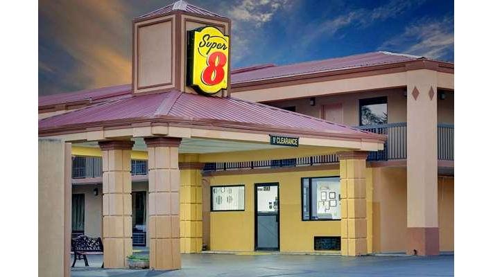 Super 8 by Wyndham Athens