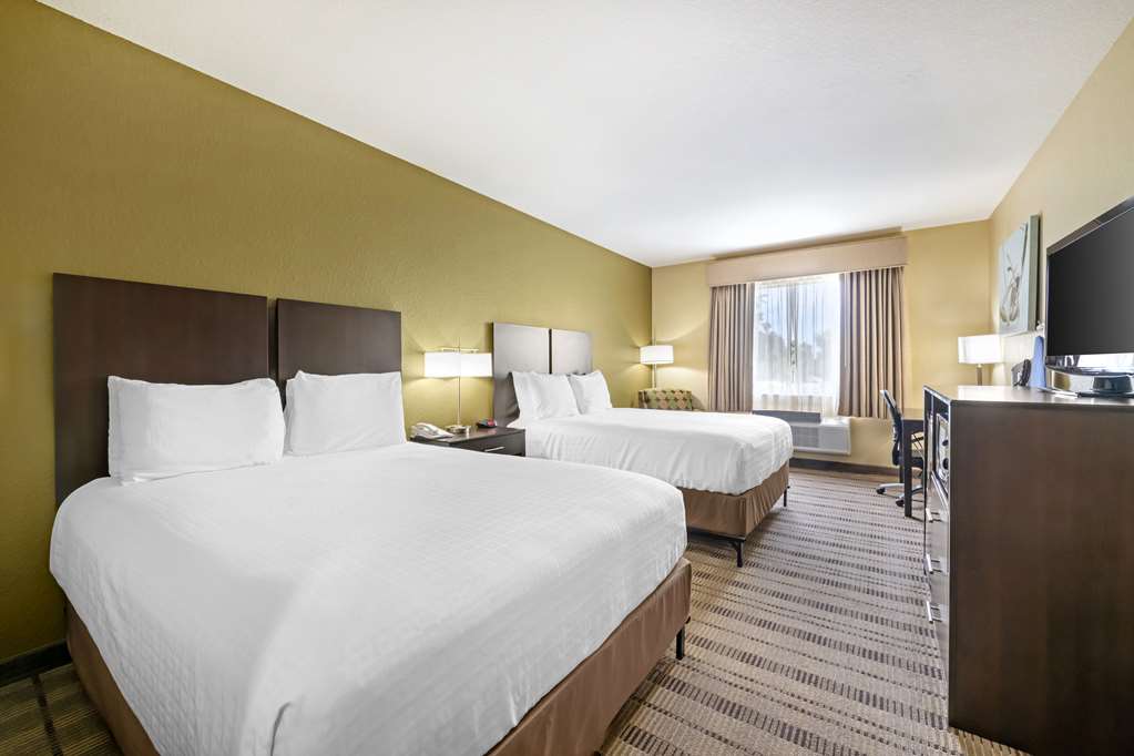 Best Western Edgewater Inn photo 2