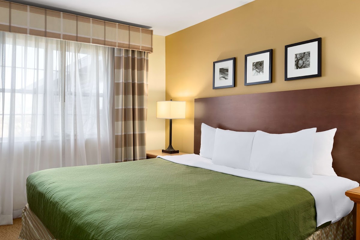 Country Inn & Suites Rochester South Mayo Clinic photo 2
