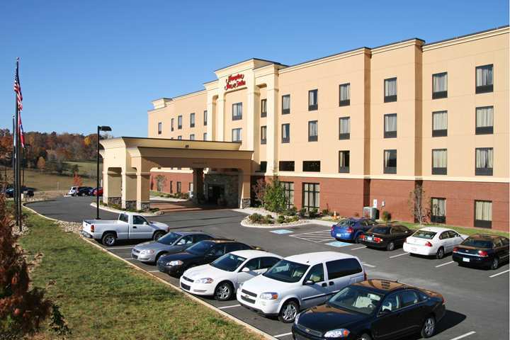 Hampton Inn & Suites Kodak Sevierville photo 3