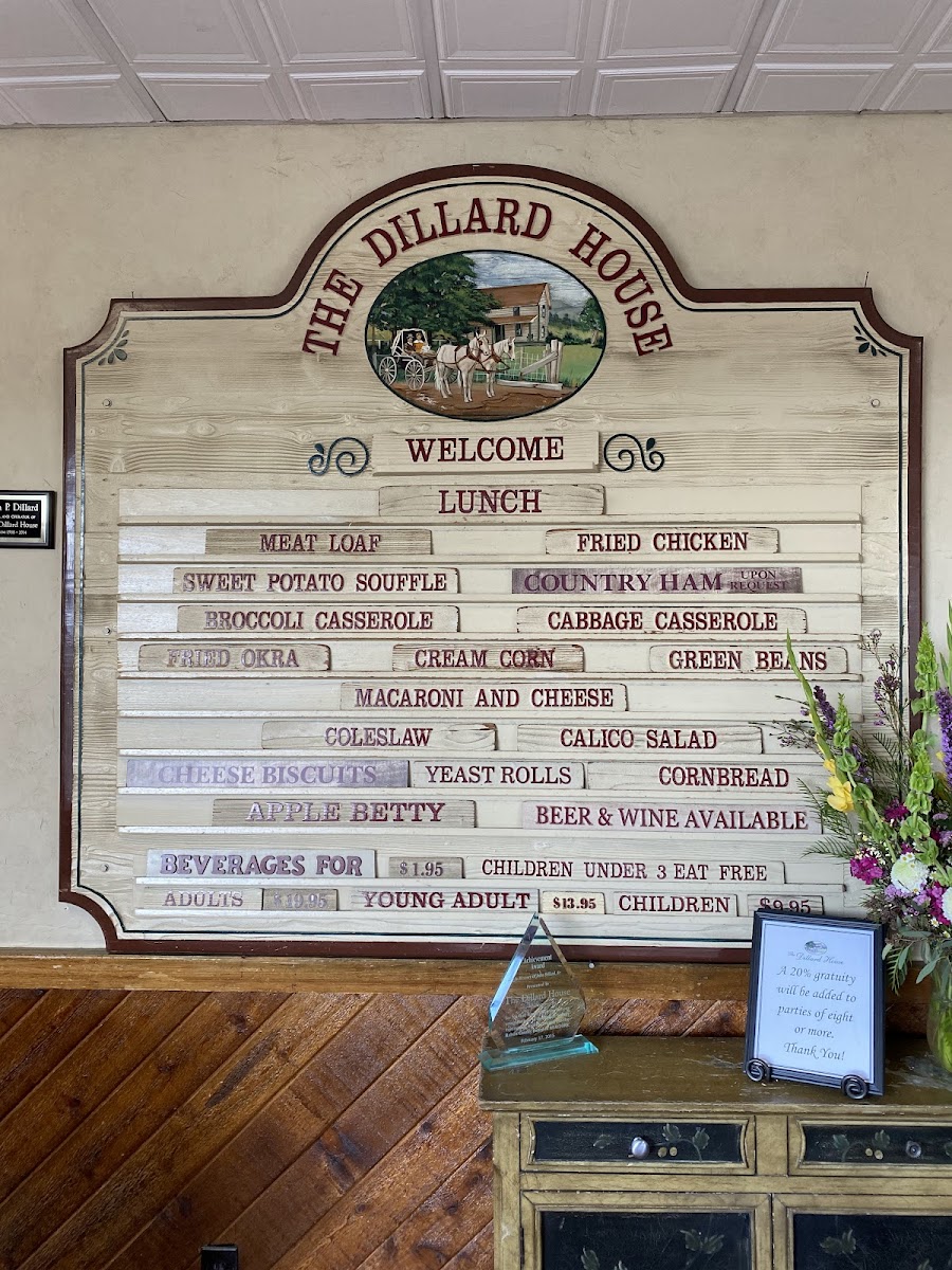 The Dillard House photo 3