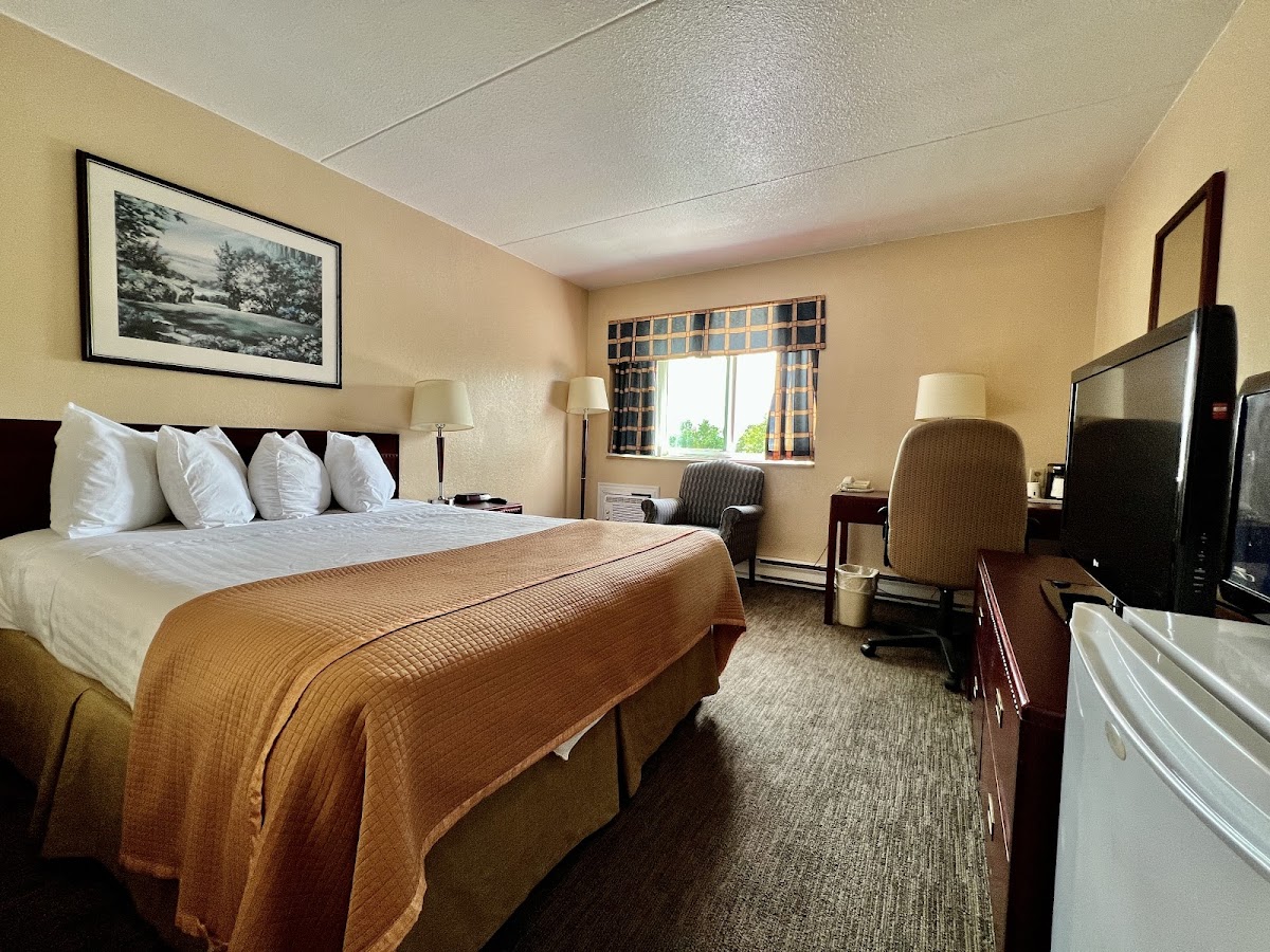Travelodge by Wyndham Ottawa East photo 2
