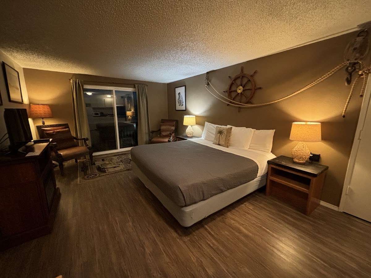 Silver Surf Motel