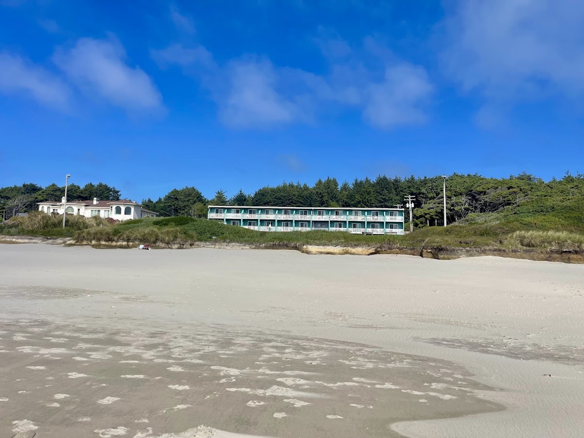 Silver Surf Motel photo 2