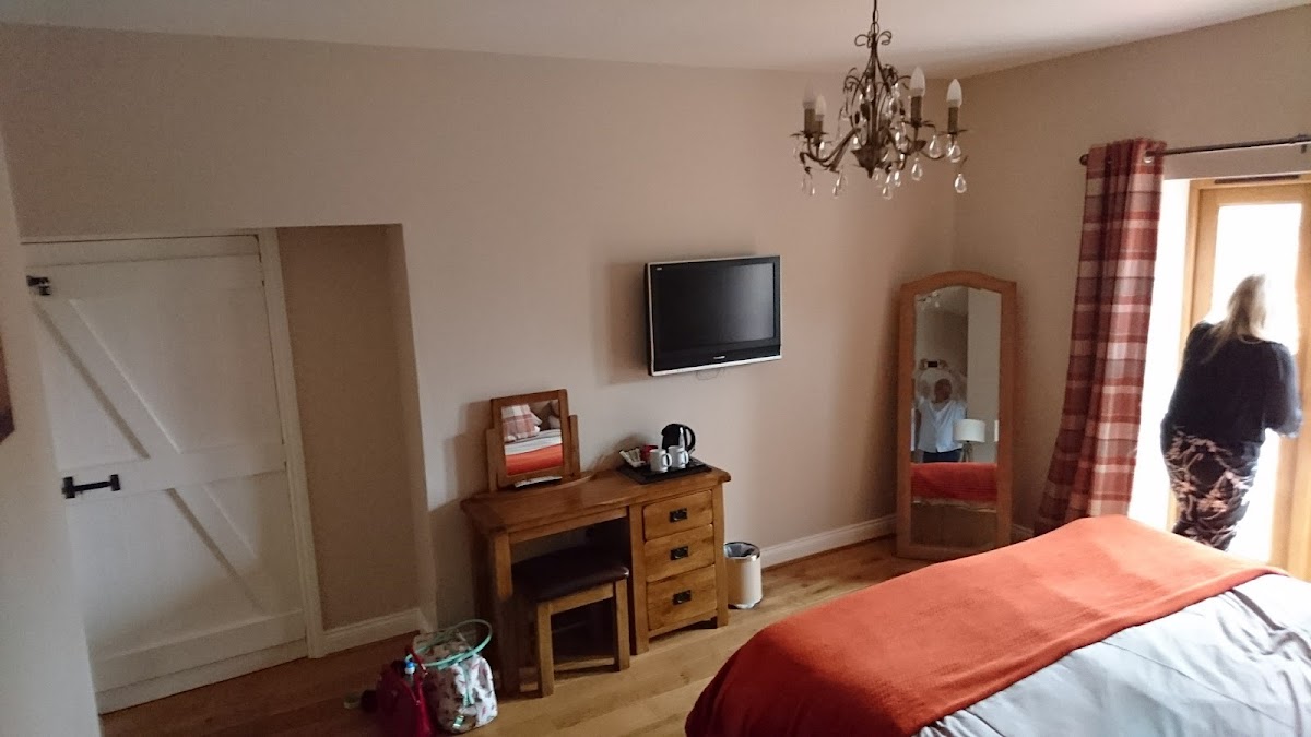 Room 8