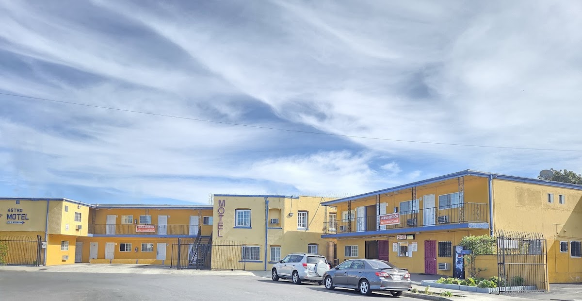 Astro Motel