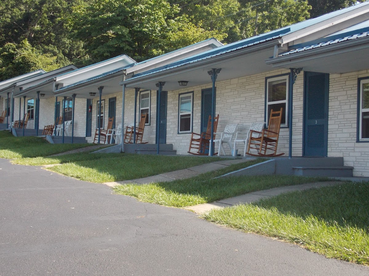 Clarketon Motel