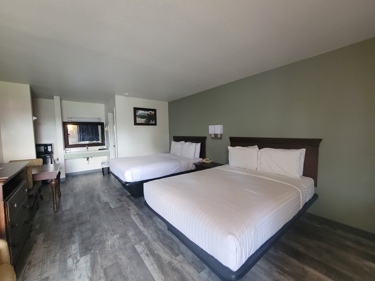Chincoteague Inn