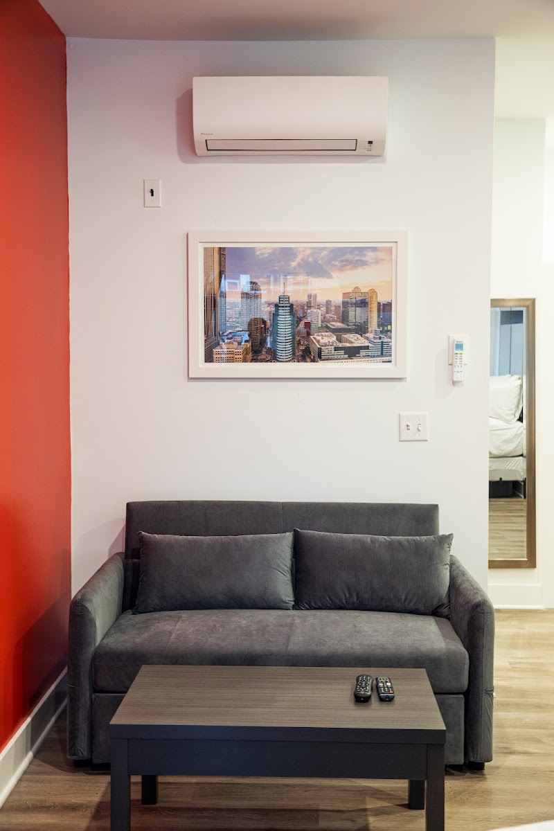 Peachtree Suites photo 2