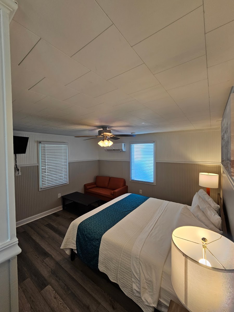 Island Guesthouse & Motel photo 3