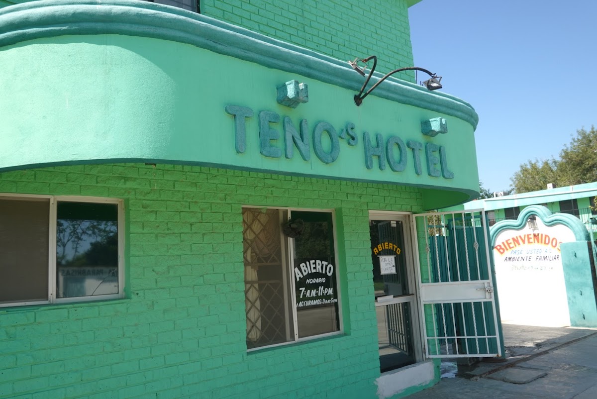 Hotel “Tenos”