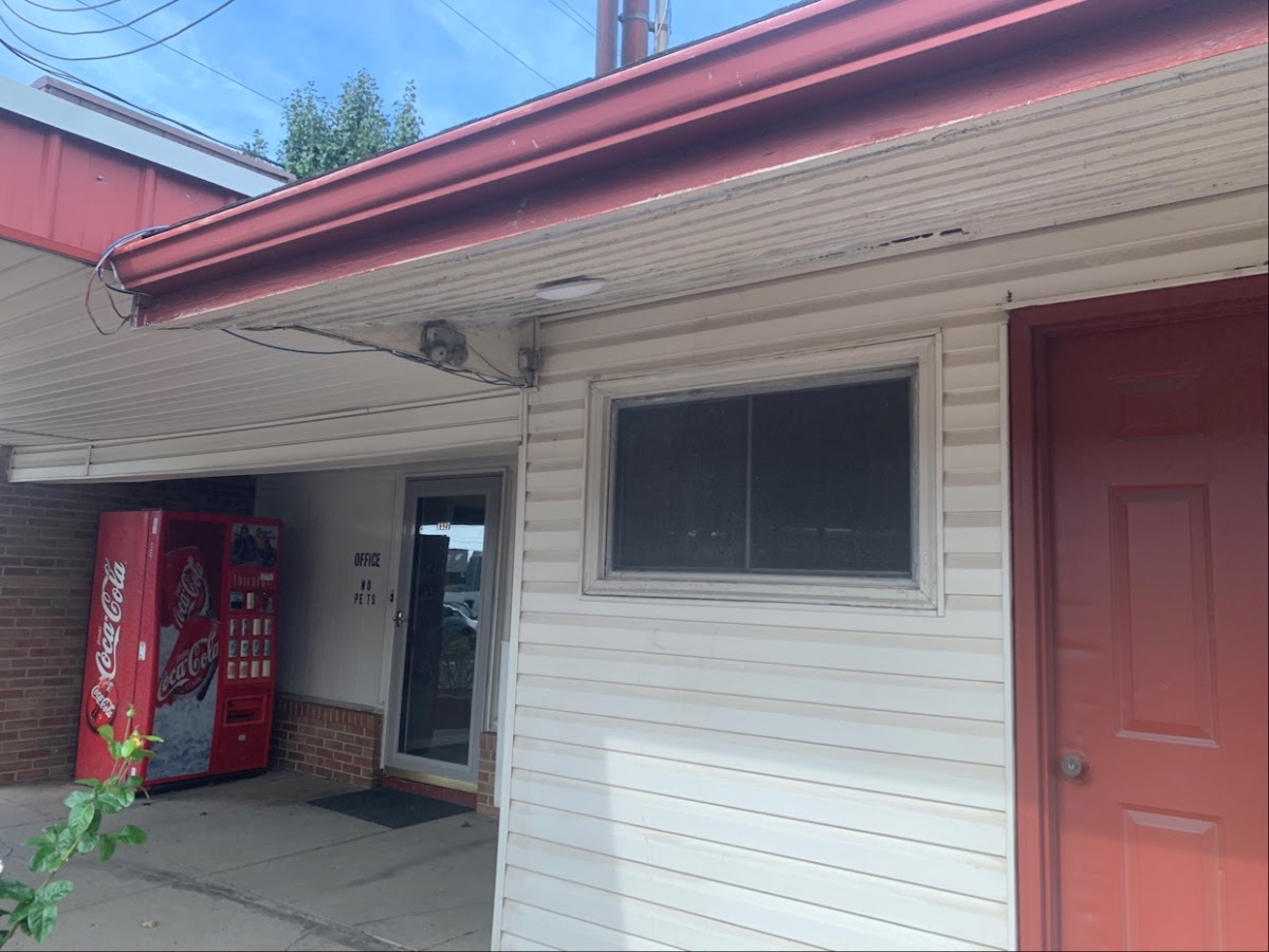East Gate Motel photo 2