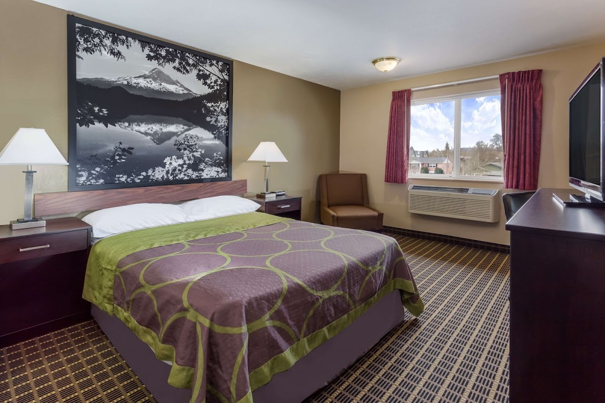 Super 8 by Wyndham Corvallis photo 2