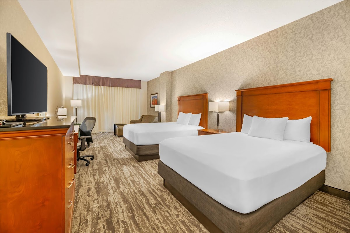 Drury Inn & Suites St. Louis Brentwood photo 2