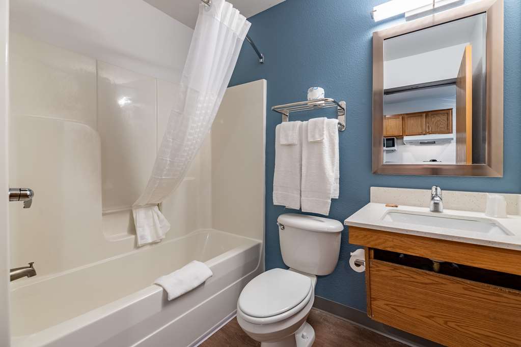 Extended Stay America Select Suites- Ocala photo 3