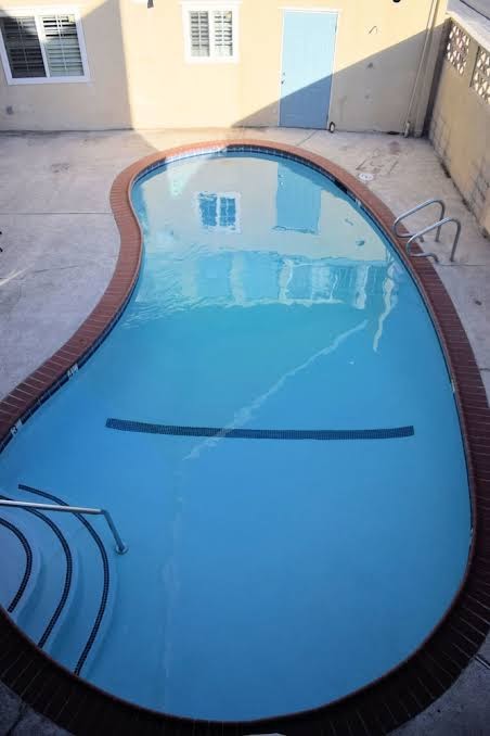Western Inn & Suites photo 3