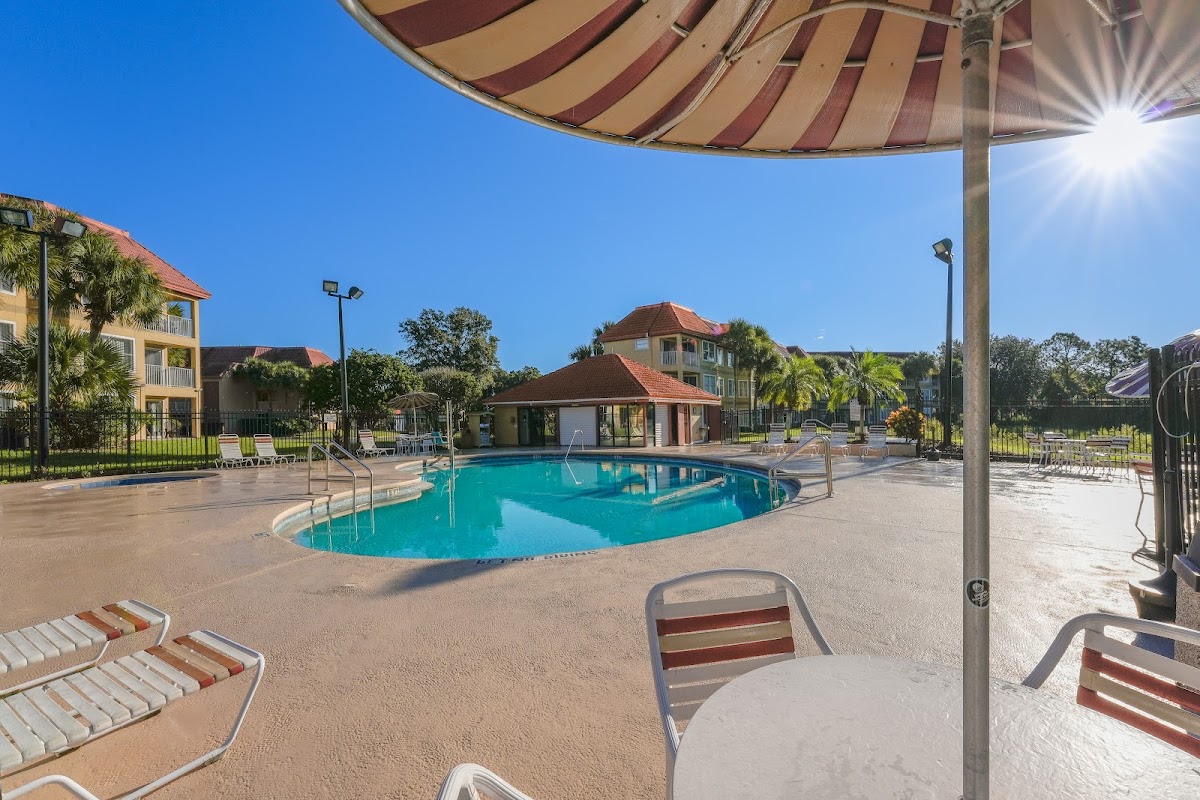 Parc Corniche Condominium Suite Hotel photo 3