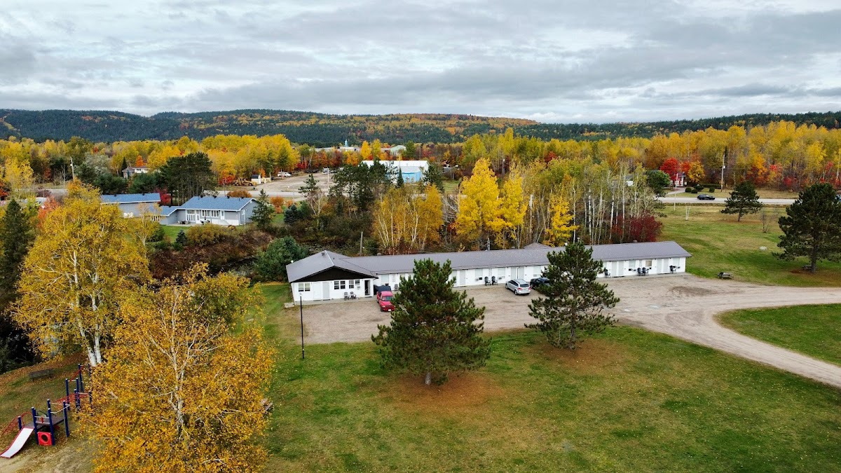 Welcome Inn Motel, Cabins and Campground