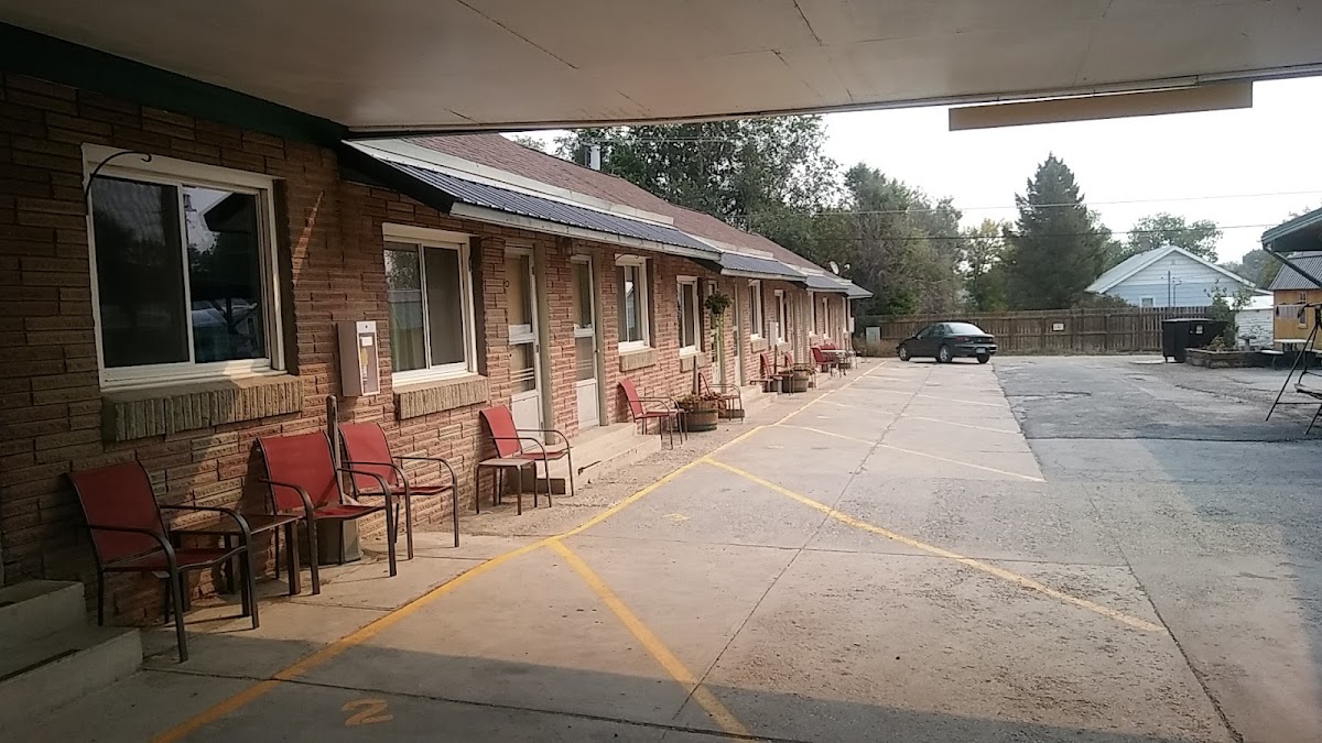 Ideal Motel & RV Park