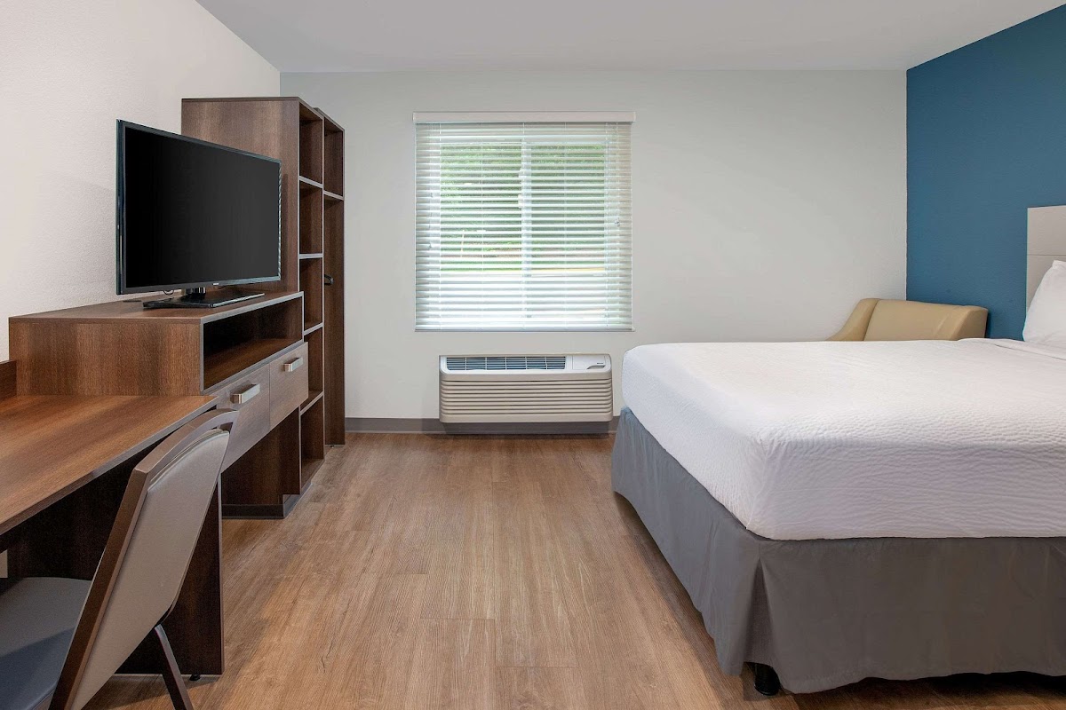 WoodSpring Suites Washington DC Northeast Greenbelt photo 2
