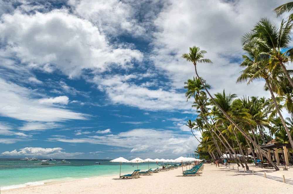 Alona Beach
