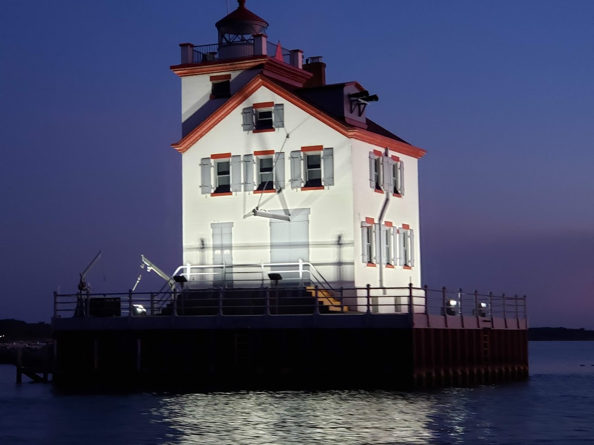 Lorain Harbor Lighthouse