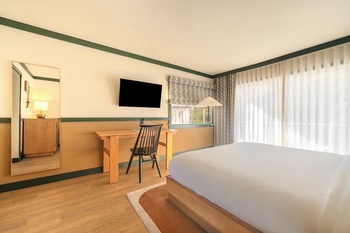 Room 9