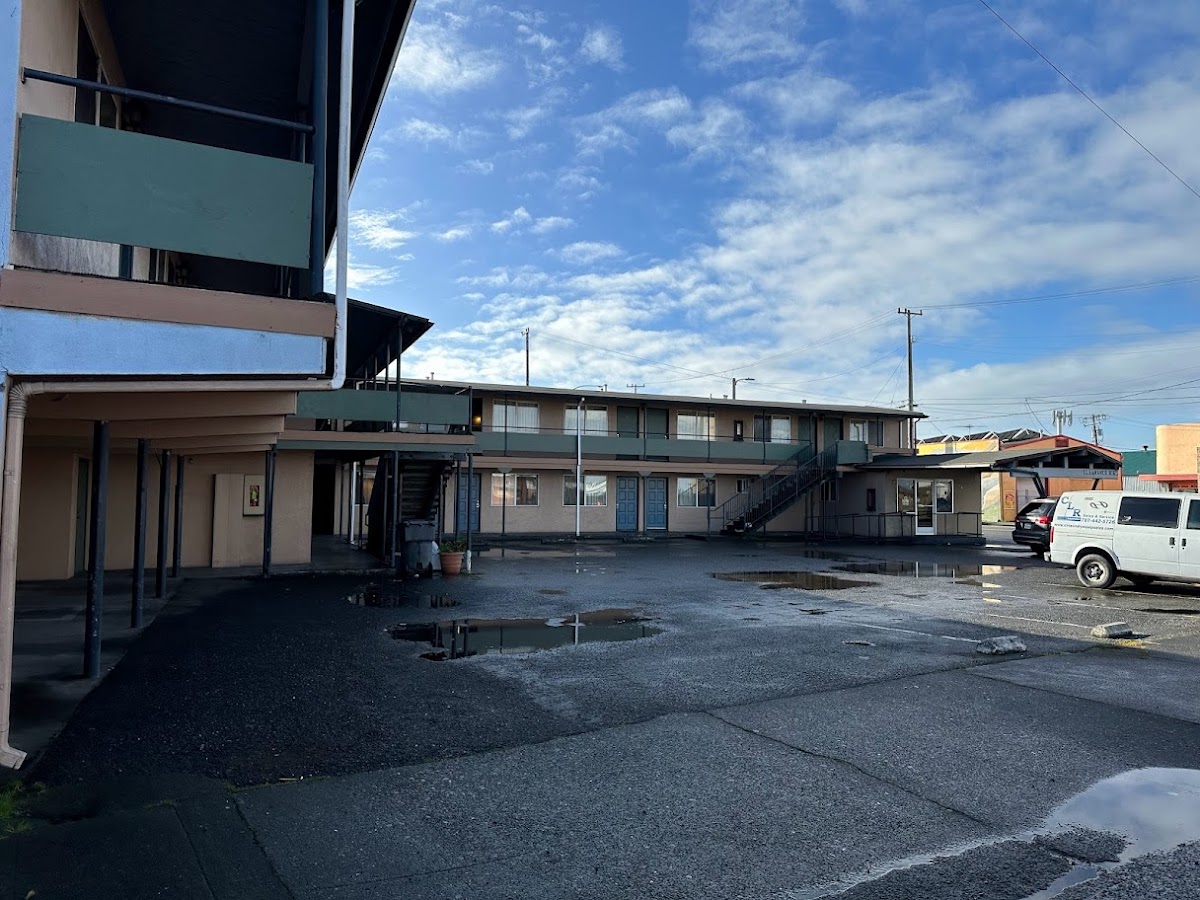 Heritage Inn Motel