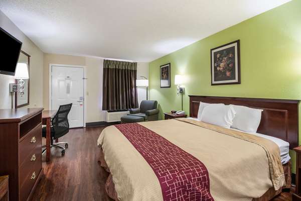 Rodeway Inn Bolivar photo 2