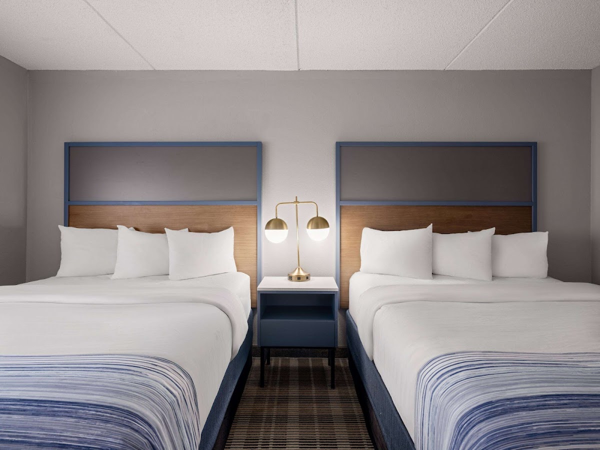 AmericInn by Wyndham Shakopee Near Canterbury Park photo 3