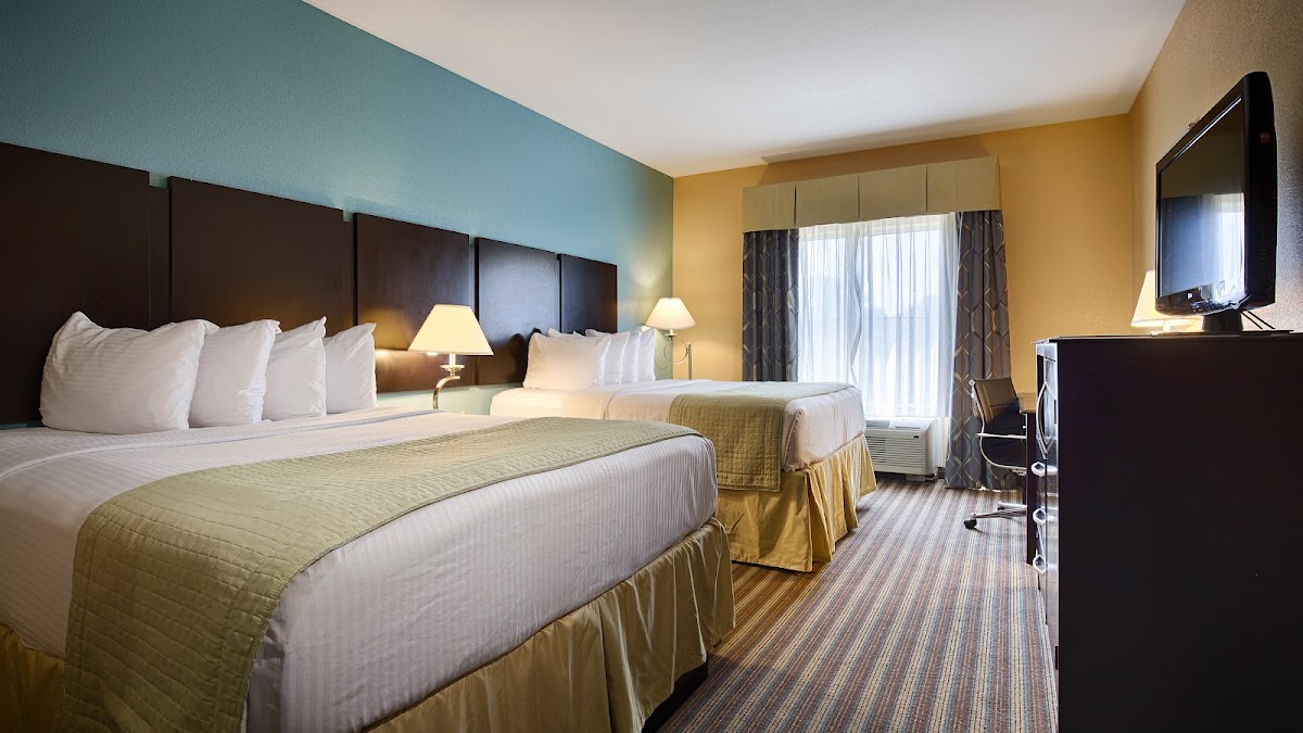 Best Western Plus Goodman Inn & Suites photo 2