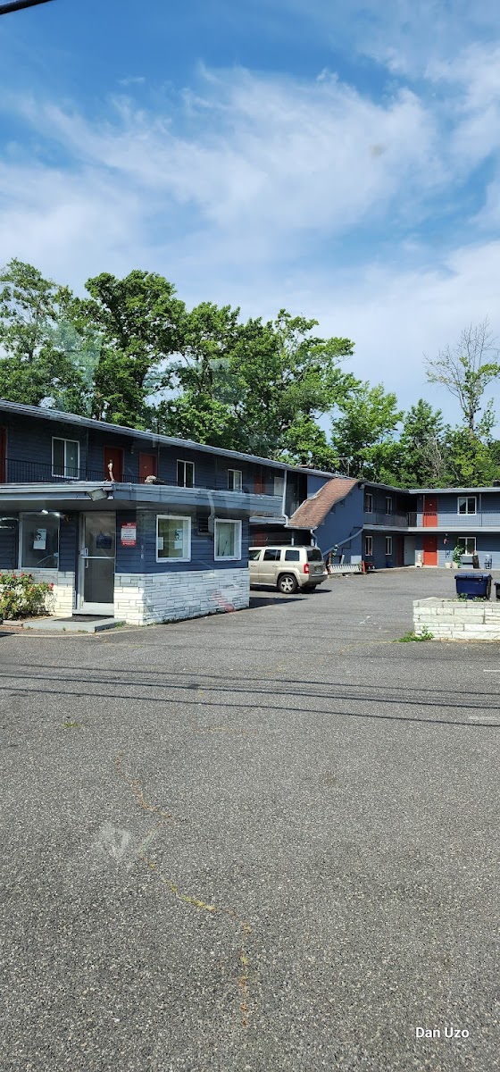 Chalet Motel photo 3