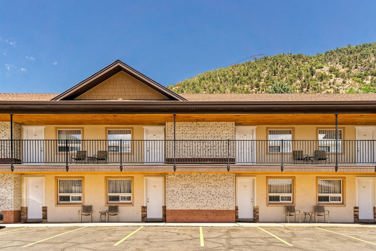 Glenwood Springs Inn